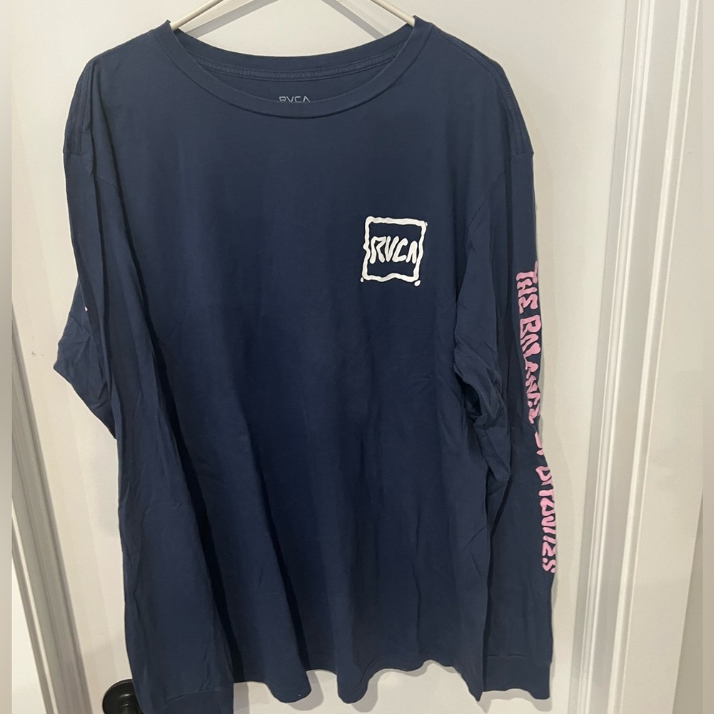 RVCA Men's Long Sleeve Tee Navy with Pink Sleeve Print